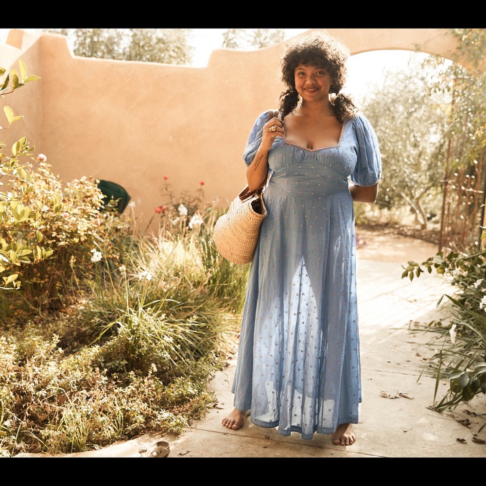 Doen Tetra dress in Ciel Carnation